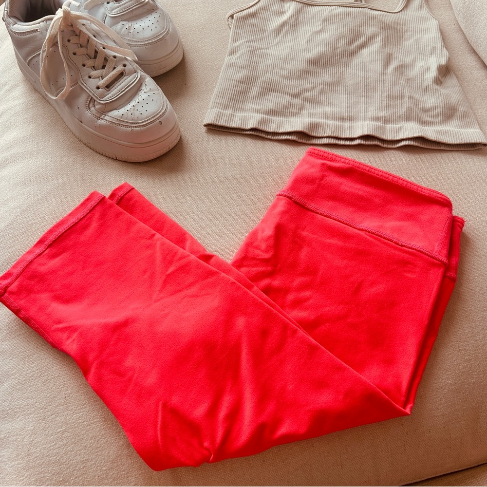 Fabletics Neon Pink Capri Leggings
